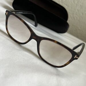 Tom Ford eyeglass frames LF6872660 with case